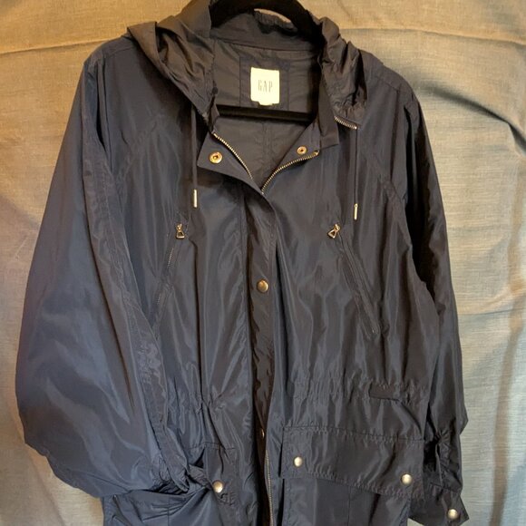 Blue Gap hooded rain jacket - Picture 1 of 3